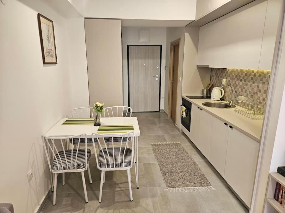 Milo Apartment Скоп'є Екстер'єр фото