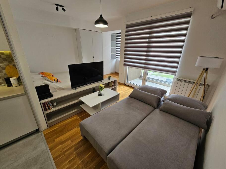Milo Apartment Скоп'є Екстер'єр фото
