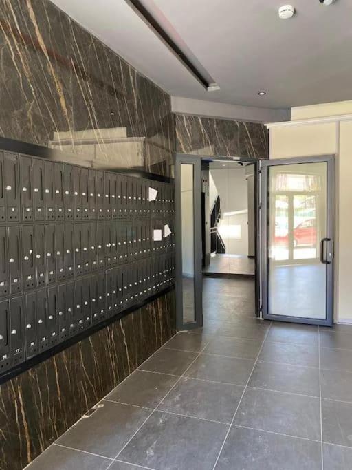 Milo Apartment Скоп'є Екстер'єр фото