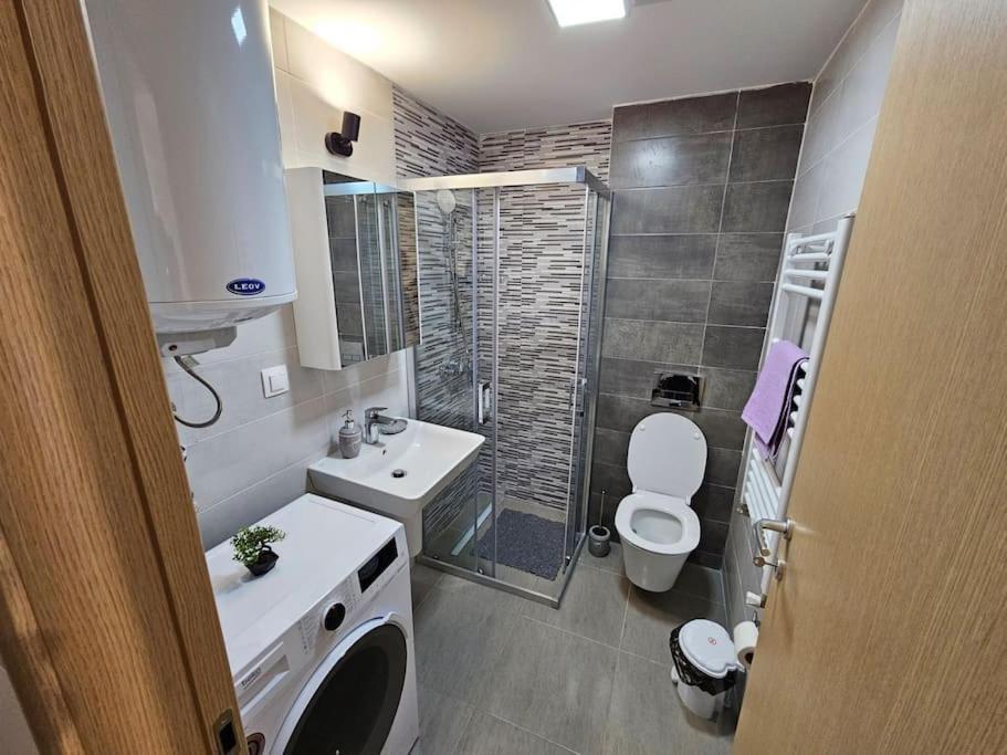 Milo Apartment Скоп'є Екстер'єр фото